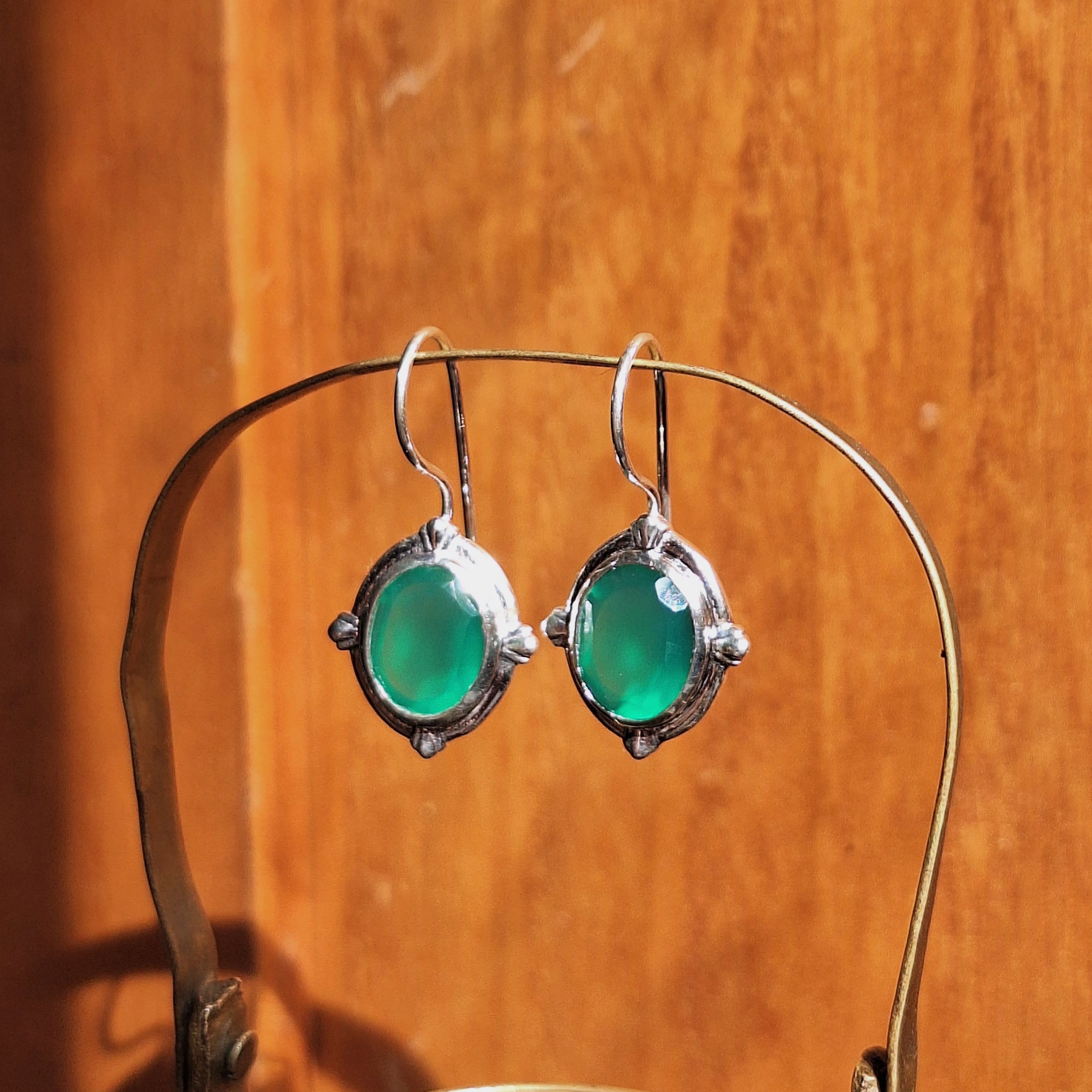 Green Onyx Faceted Oval Earrings
