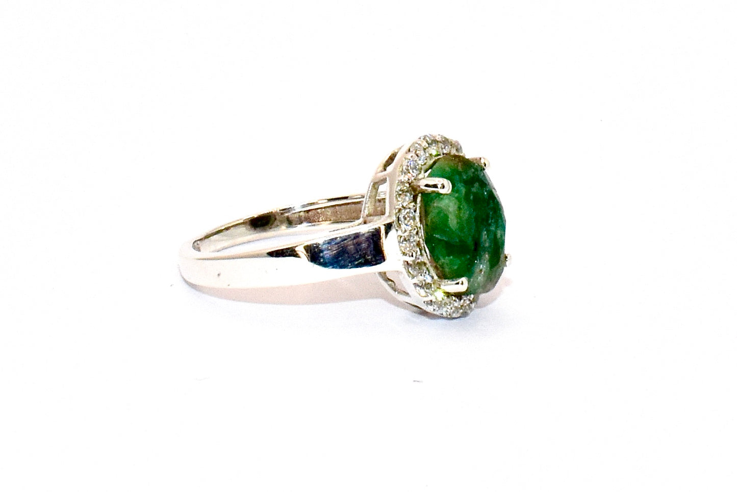 Emerald Premium Gemstone Oval Pendant