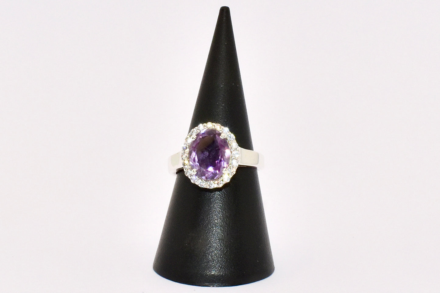 Amethyst Premium Gemstone Oval Ring