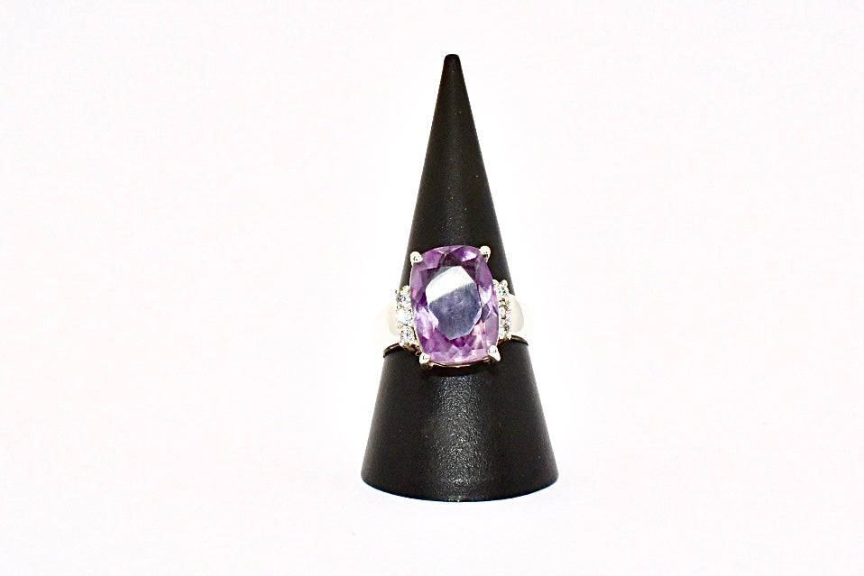 Amethyst Premium Gemstone Oblong Ring